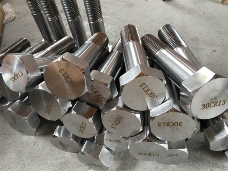 алтыбұрышты болттар